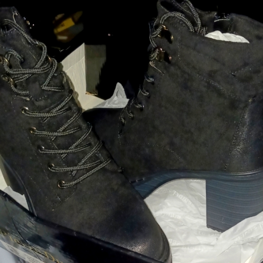 NWT Bongo Black Lace Up Wedge Bootie